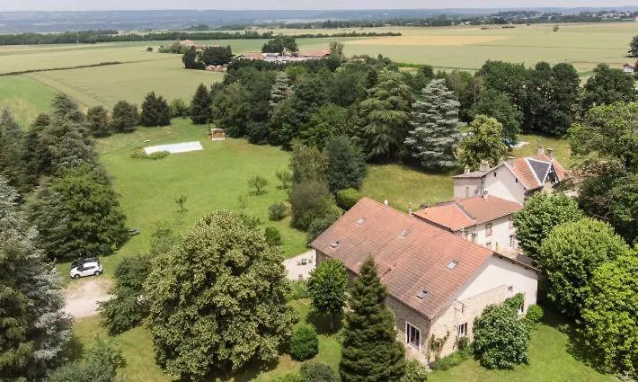 Дом отдыха Le Clos Des Collieres Marcollin